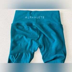 Alphalete Aero Leggings - Size Large - Teal